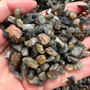 พลอยก้อน Rough Gemstone
