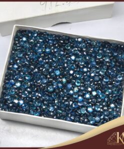 พลอยไพลิน (ทรงกลมสวยพิเศษ) ขนาด3.5 m.m